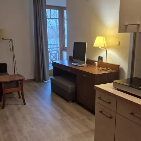 Whit Balcony And View Checkin - Drazdiak * Bratislava